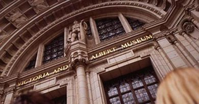 V&A Museum Offers Special LGBTQ Tours V&A Museum Offers Special LGBTQ Tours